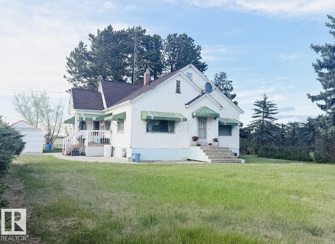 Property Photo: 241004 Hwy 13 AB T9A 2G2