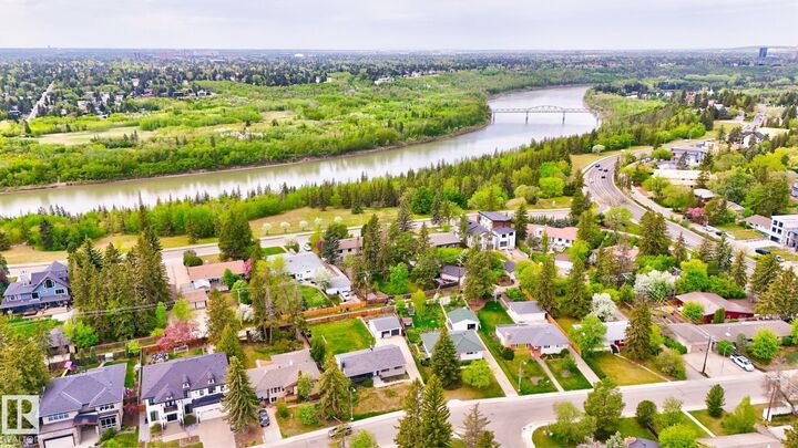 Property Photo:  7920 119 Street NW  AB T6G 2L4 