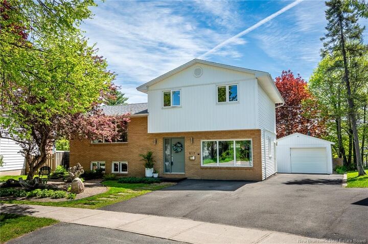 Property Photo: 517 Mansfield Street NB E3B 3A1