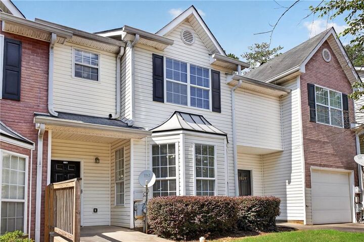 Property Photo: 1471 Riverrock Trail GA 30296
