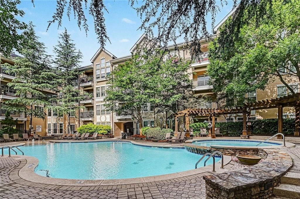 Property Photo:  1850 Cotillion Drive 2102  GA 30338 