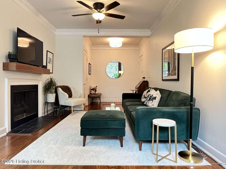 Property Photo:  3015 Brownsboro Rd Apt 1  KY 40206 