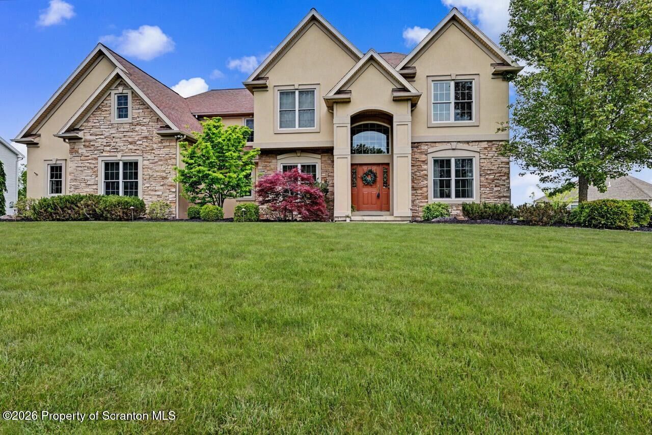 Property Photo:  322 Canter Drive  PA 18612 