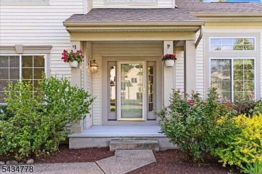 Property Photo: 6 Crestwood Cir NJ 07828