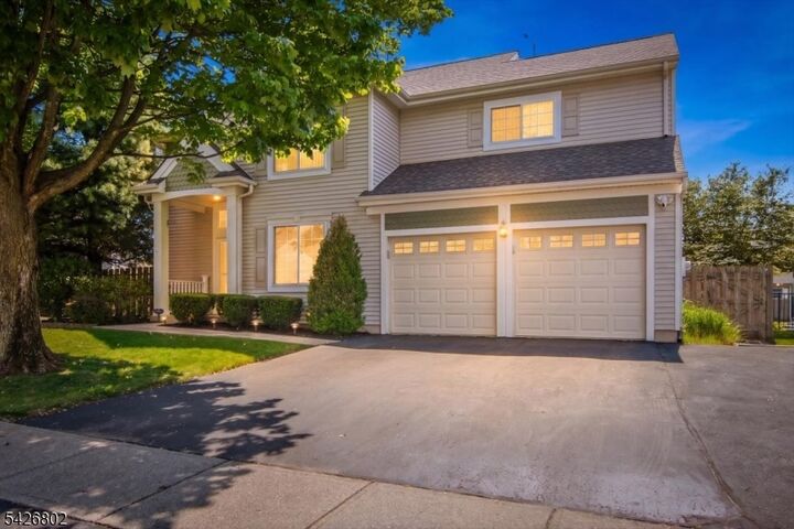 Property Photo:  27 Country Lake Dr  NJ 07438 