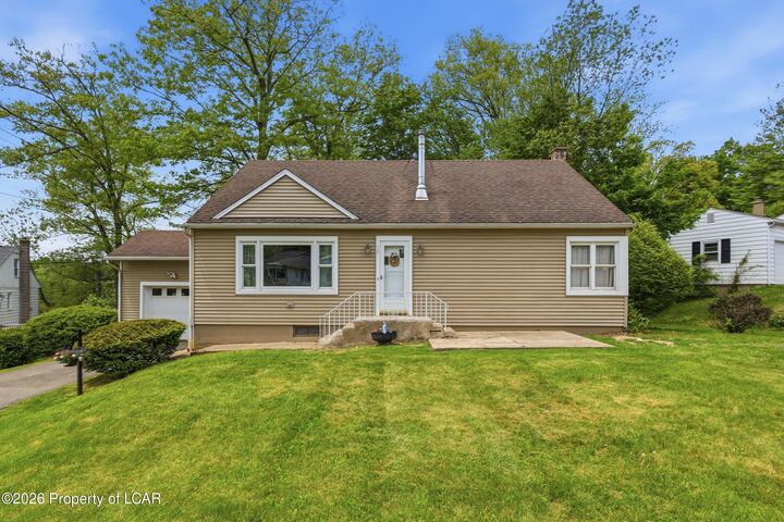 Property Photo:  12 Hillcrest Drive  PA 18612 