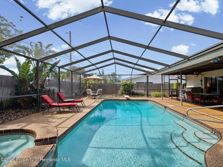Property Photo:  1368 S Hercules Avenue  FL 33764 