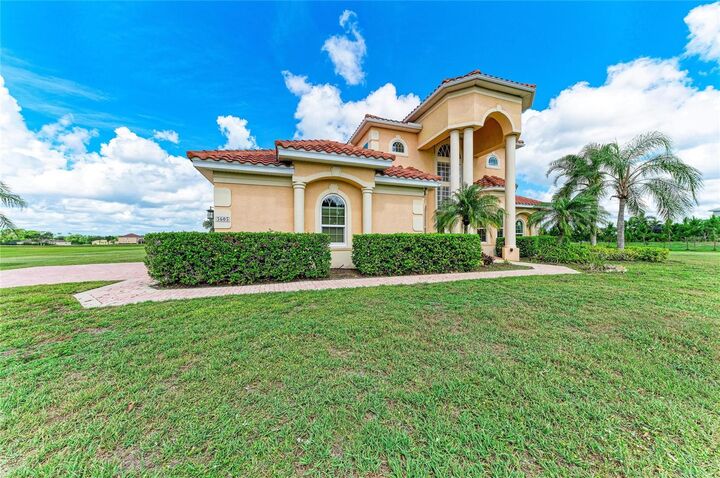 Property Photo: 5605 Lake Paddock Circle FL 34219