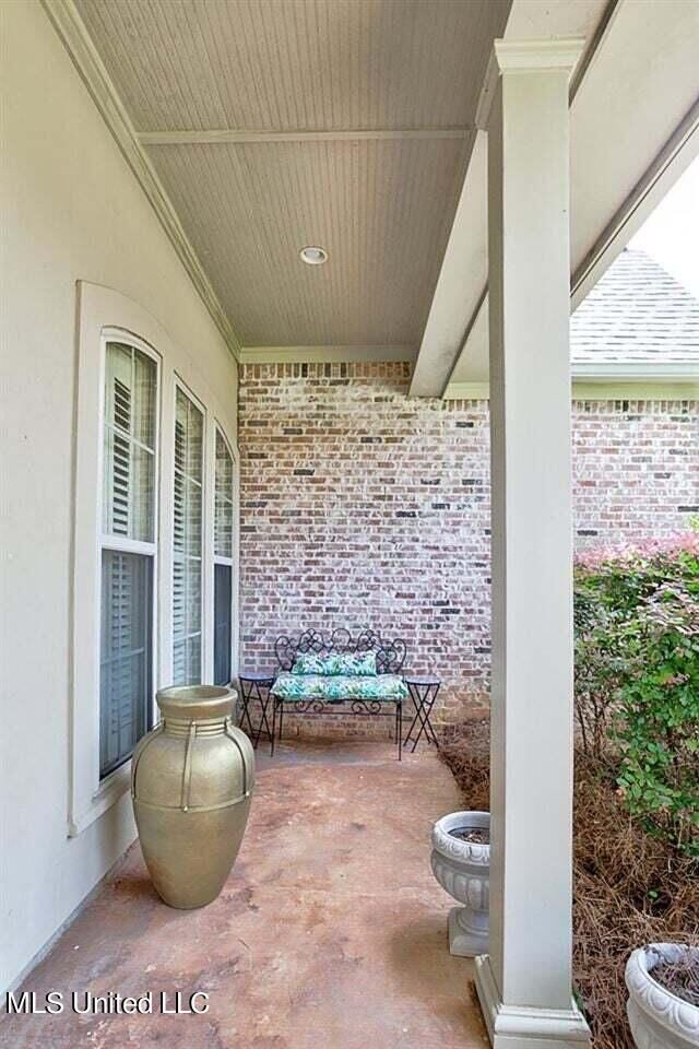 Property Photo:  143 Sonnett Circle  MS 39110 