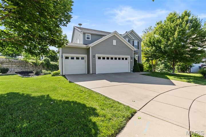 Property Photo:  1181 Regents Court  MO 63368 