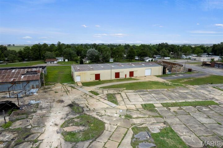 Property Photo:  110 N Main Street  MO 63848 