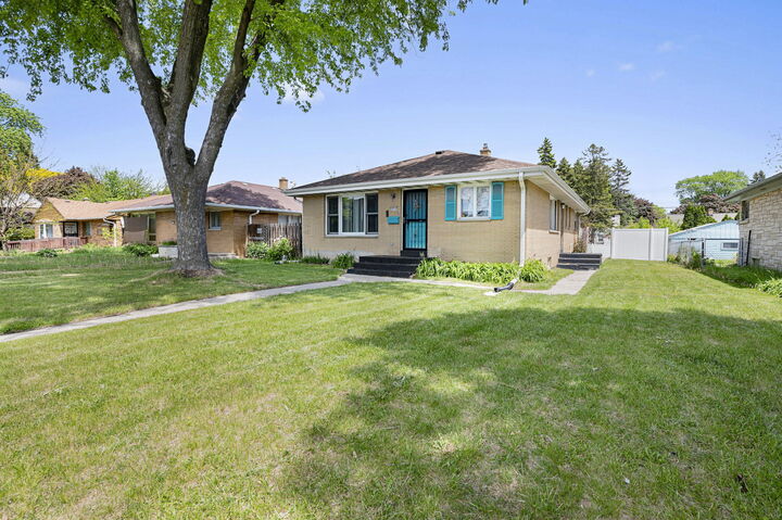 Property Photo: 4846 N 76th St WI 53218