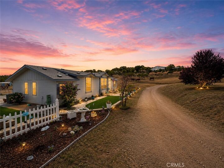 Property Photo:  42913 Rolling Hills Dr  CA 92536 