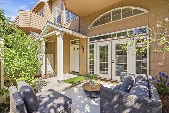 Property Photo:  444 San Antonio Road 2C  CA 94306 