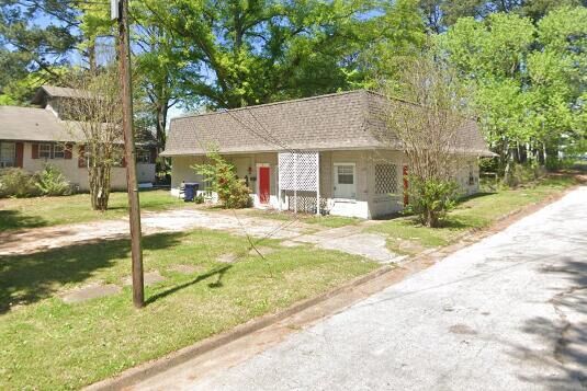 Property Photo: 811 Graham St. MS 38834