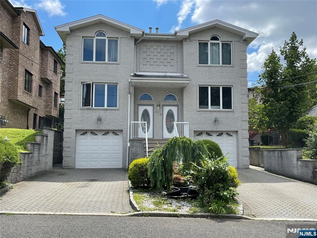 Property Photo:  510 Roff Avenue A  NJ 07650 