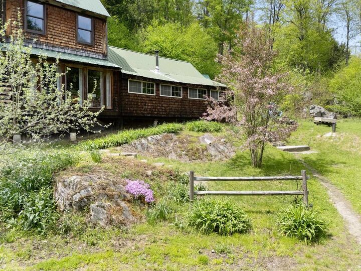 Property Photo:  442 Brookline Road  VT 05345 