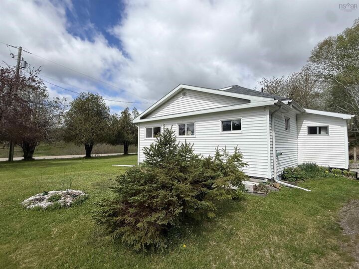 Property Photo:  9544 7 Highway  NS B0J 3C0 