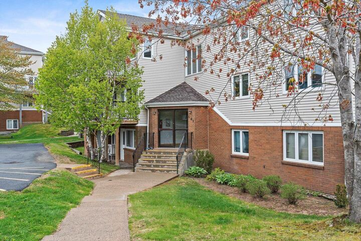 Property Photo: 303 131 Farnham Gate Road NS B3M 4A4