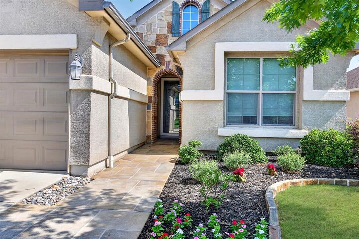 Property Photo:  9508 Rivercrest Drive  TX 76207 