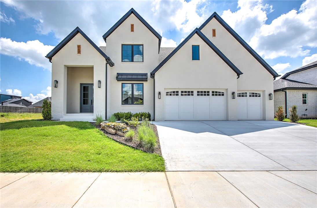 Property Photo: 6707 SW Ambient Street AR 72713
