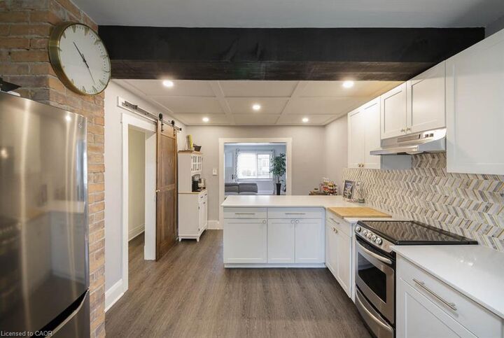 Property Photo:  241 Vine Street  ON L2M 4S9 