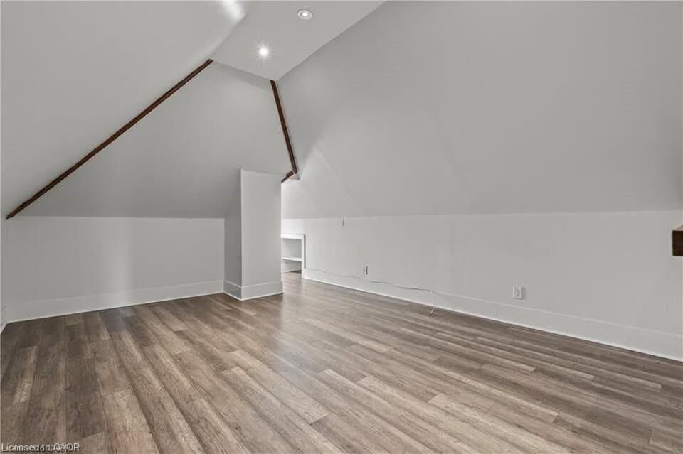 Property Photo:  181 West Avenue N  ON L9L 5C7 