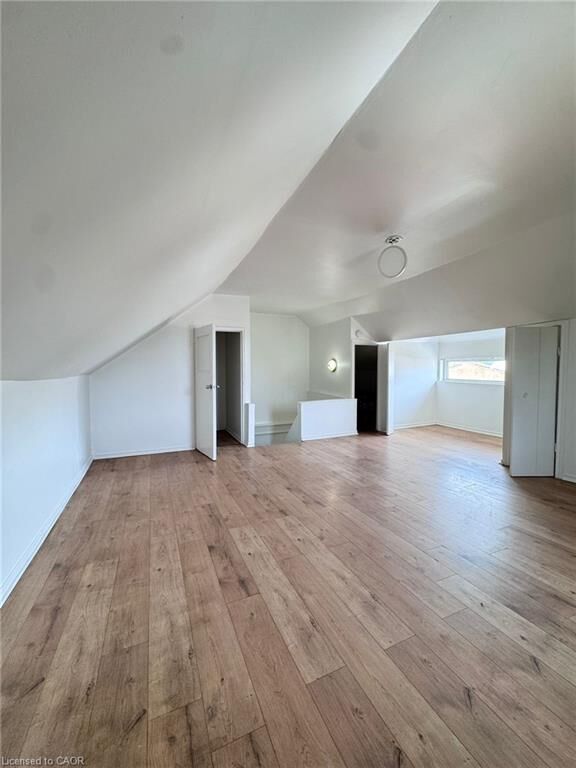 Property Photo:  10 Fairleigh Avenue N  ON L8L 6H2 