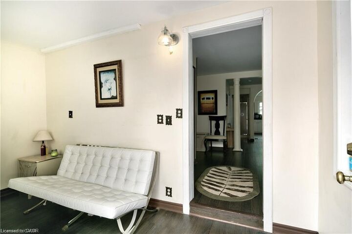 Property Photo:  42 5th Lane  ON L9Z 2E9 