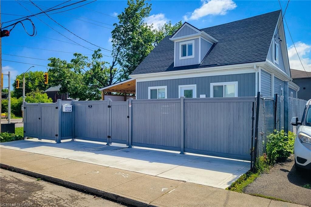 Property Photo: 78 Hillyard Street ON L8L 6B4