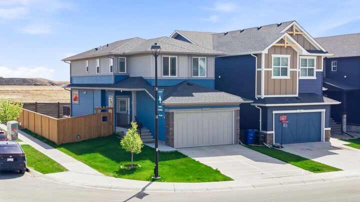 Property Photo: 936 Langholm Drive SE AB T4A 3R2