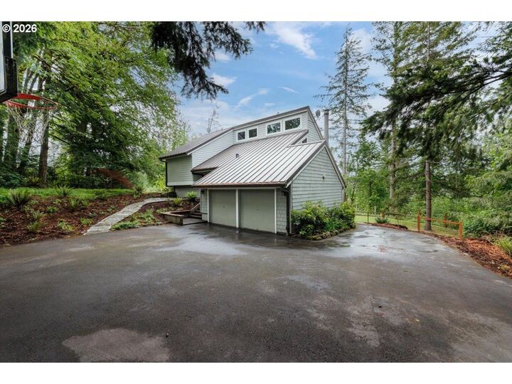 Property Photo:  12222 NW Laidlaw Rd  OR 97229 