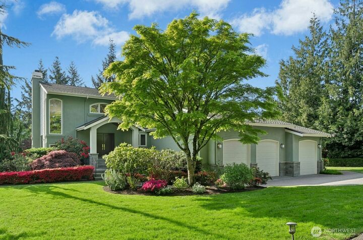 Property Photo: 20005 NE 42nd Street WA 98074