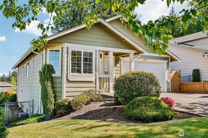 Property Photo:  7315  61st Place NE  WA 98270 