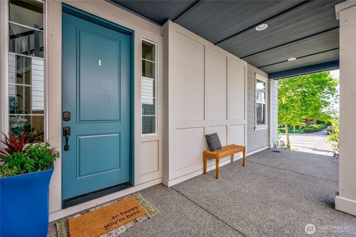 Property Photo: 18856 Colwood Avenue NE WA 98370