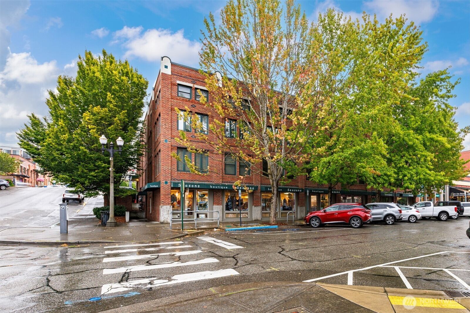 Property Photo: 1201 11th Street 303 WA 98225