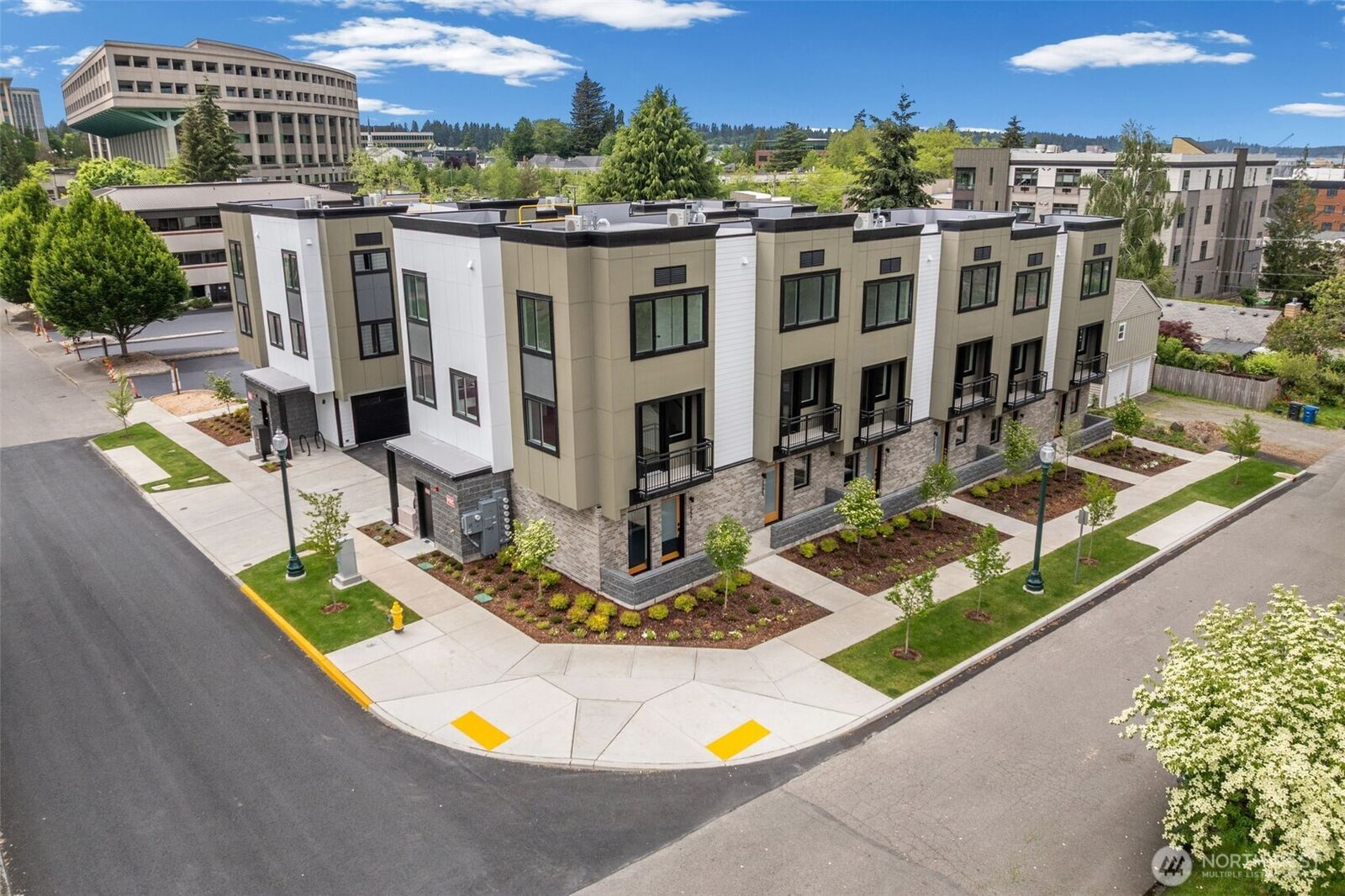 Property Photo: 1227 Cherry Avenue 1201 WA 98501