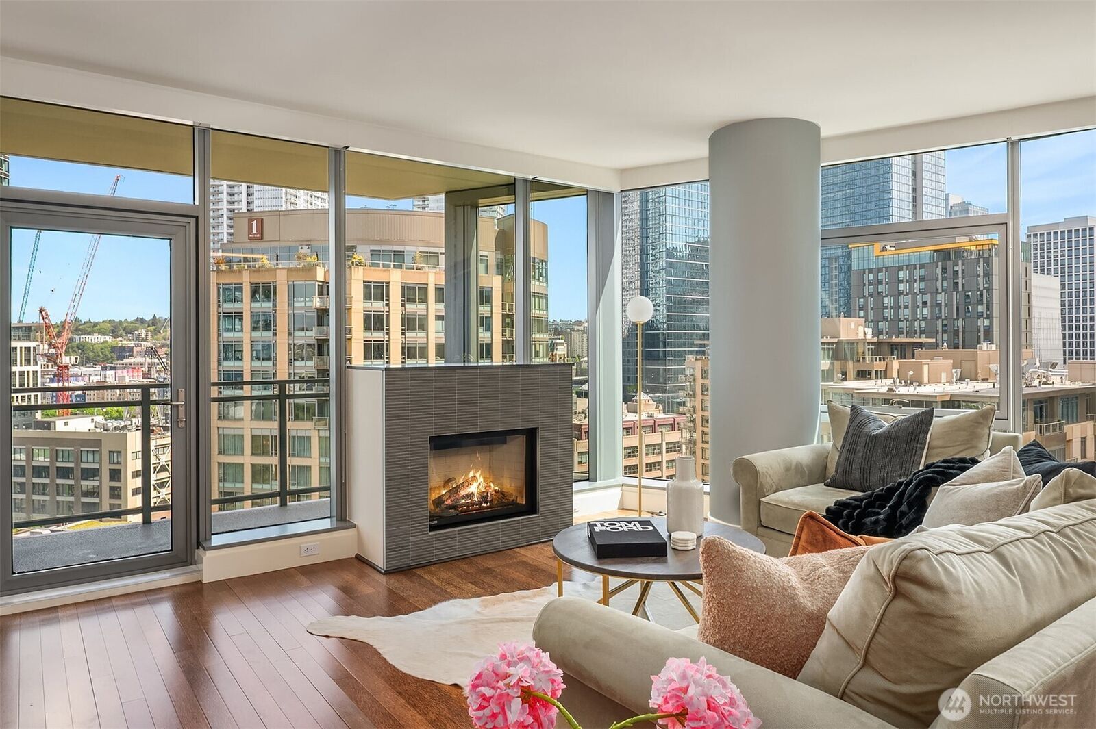 Property Photo: 820 Blanchard Street 1605 WA 98121