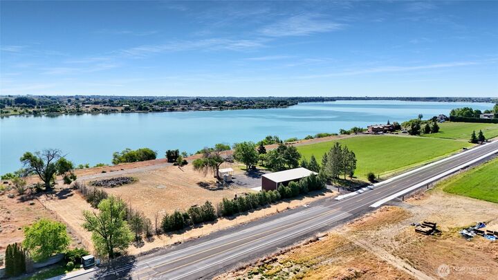 Property Photo:  3738  Westshore Drive NE  WA 98837 