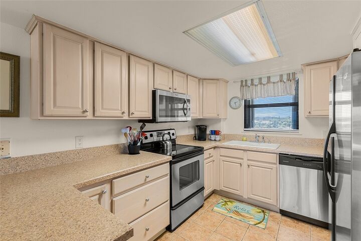 Property Photo: 4450 Highway A1a 402 FL 32963