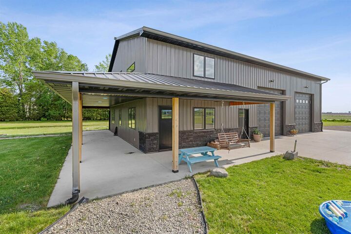 Property Photo:  1254 S Overland Road  WI 54115-9006 