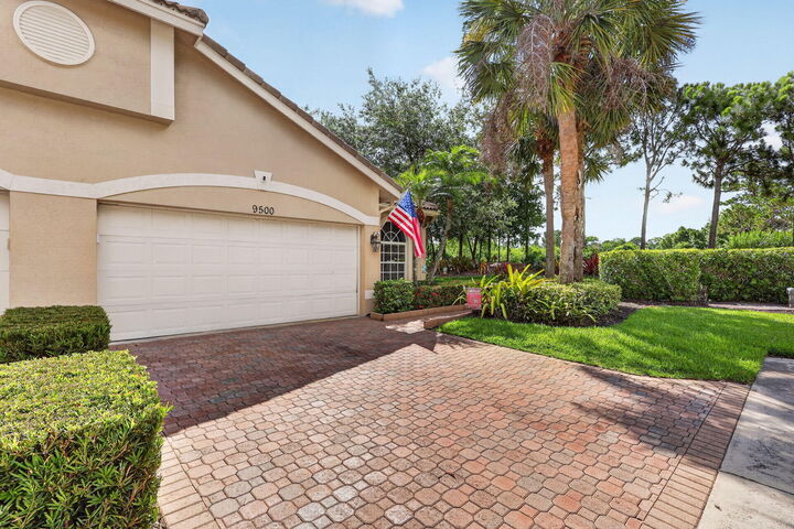 Property Photo:  9500 Crooked Stick Lane  FL 34986 
