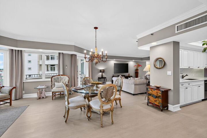 Property Photo:  300 SE 5th Avenue 6160  FL 33432 