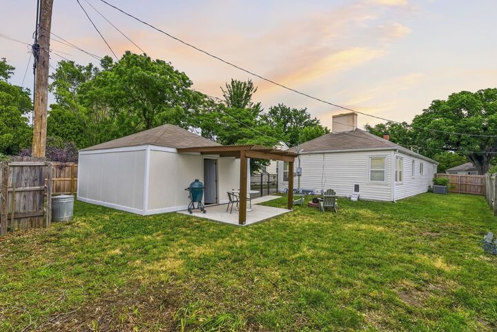 Property Photo: 225 S Bleckley Dr KS 67218