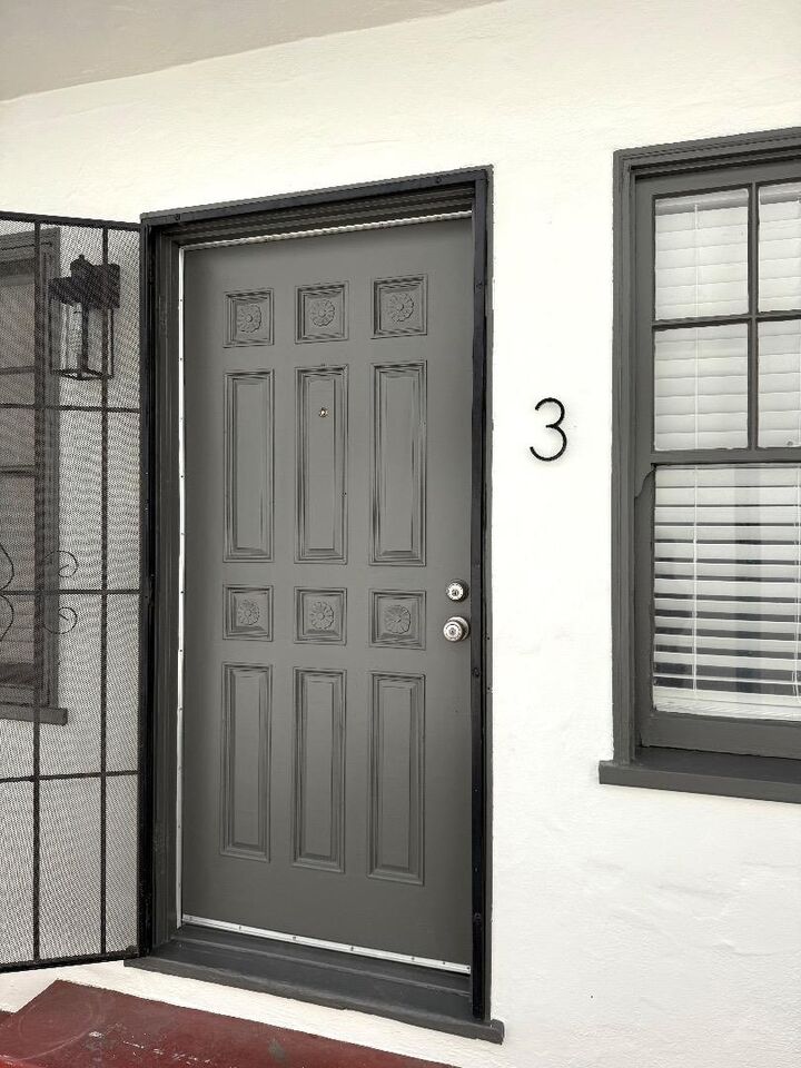 Property Photo:  1390 East Santa Clara Street  CA 95116 
