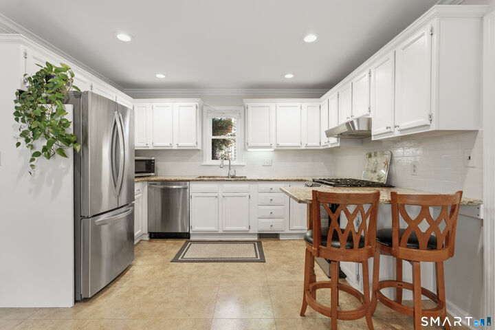 Property Photo:  116 Stuart Avenue  CT 06850 