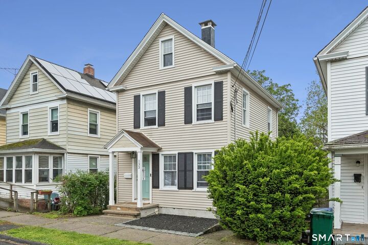 Property Photo:  133 Jackson Avenue  CT 06615 