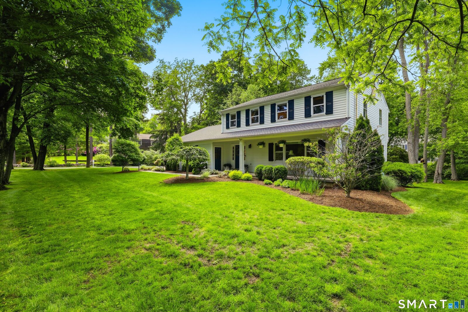Property Photo:  201 Middlesex Road  CT 06820 