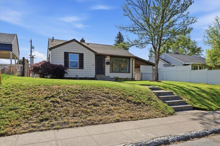 Property Photo:  4728 N Cannon St  WA 99205 