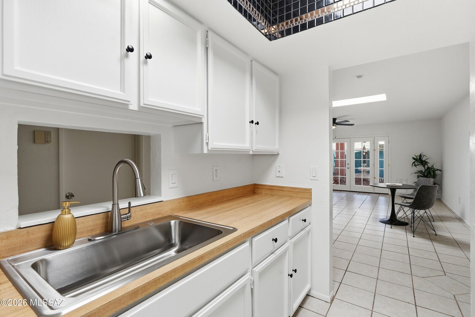 Property Photo: 2852 W Sheryl Drive AZ 85713